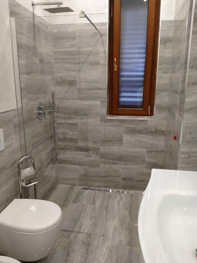 Вілла Casa Vacanza Volintiru Комо Екстер'єр фото