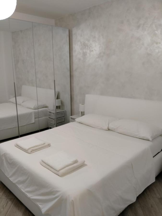 Вілла Casa Vacanza Volintiru Комо Екстер'єр фото